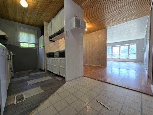 25 Huston Drive, Grimshaw, AB -  Photo Showing Other Room