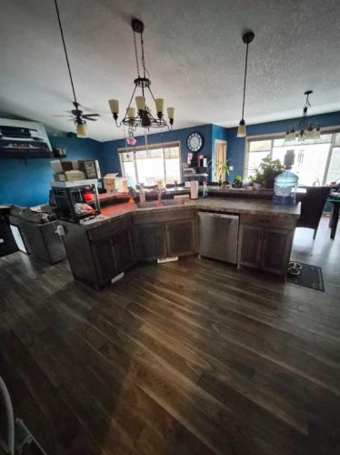 720054  B Range Road 53, Grande Prairie, AB - Indoor