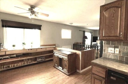 7421 98B Street, Peace River, AB - Indoor