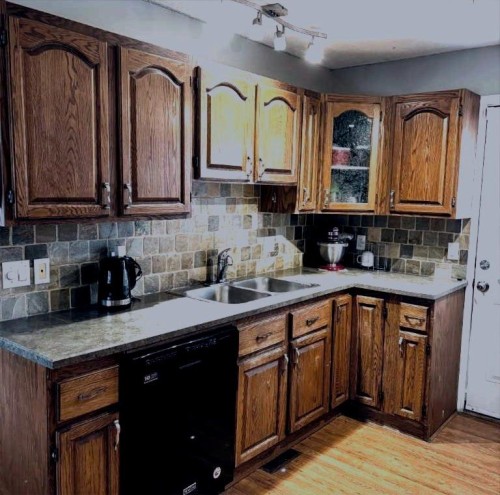 7421 98B Street, Peace River, AB - Indoor Photo Showing Kitchen With Double Sink