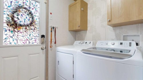 8810 90 Street, Grande Prairie, AB - Indoor Photo Showing Laundry Room