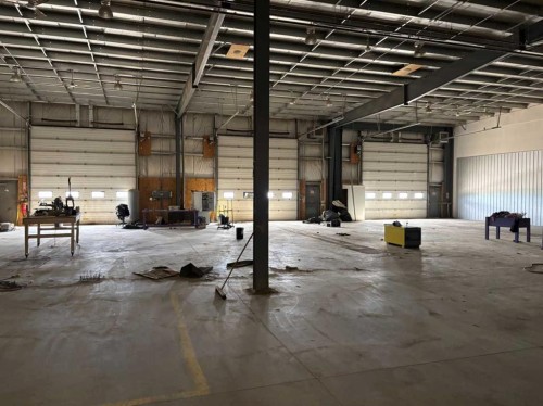 Sw-1-84-22-W5Th Hwy 743, Peace River, AB 