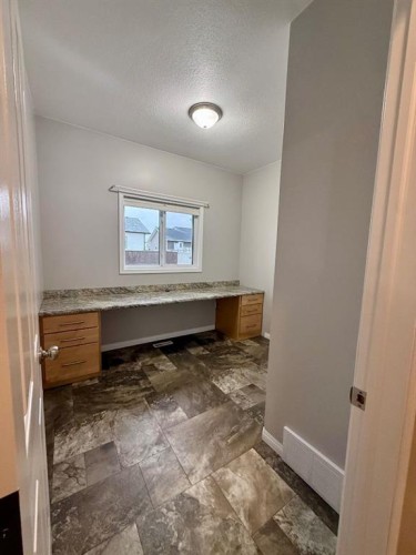 9005 Forest St, La Crete, AB - Indoor Photo Showing Other Room