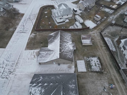 9005 Forest St, La Crete, AB - Outdoor