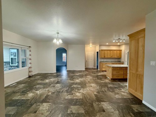 9005 Forest St, La Crete, AB - Indoor