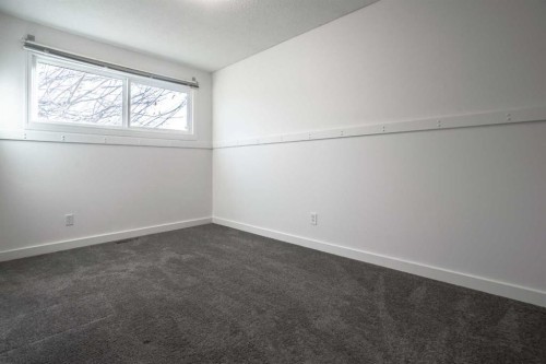 8126 95 St, Peace River, AB - Indoor Photo Showing Other Room