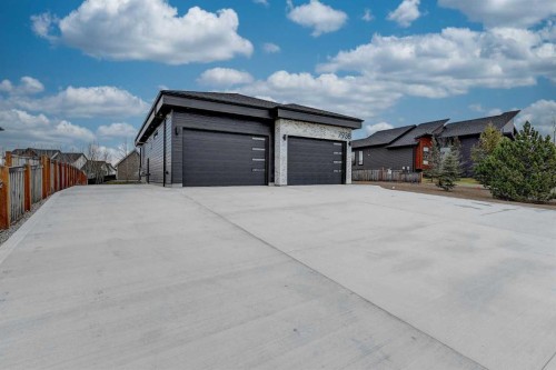 7938 Willow Grove Way, Rural Grande Prairie No. 1, County Of, AB - Outdoor