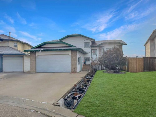 9105 109 Avenue  Grande Prairie, AB T8X 1K3