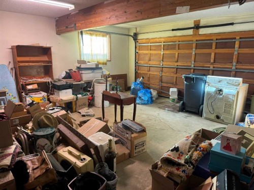 7305 96 Street, Peace River, AB - Indoor