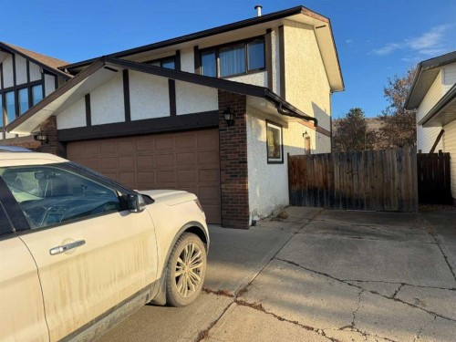 7305 96 Street, Peace River, AB - Outdoor With Exterior
