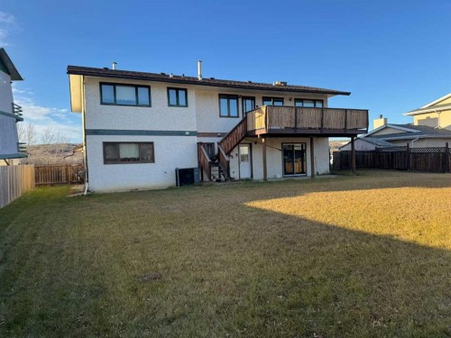 7305 96 Street, Peace River, AB - Outdoor