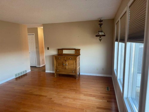 7305 96 Street, Peace River, AB - Indoor Photo Showing Other Room