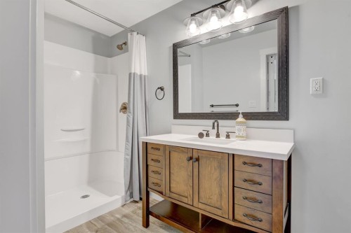 11228 107 Avenue, Fairview, AB - Indoor Photo Showing Bathroom