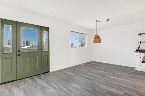 11228 107 Avenue, Fairview, AB - Indoor Photo Showing Other Room