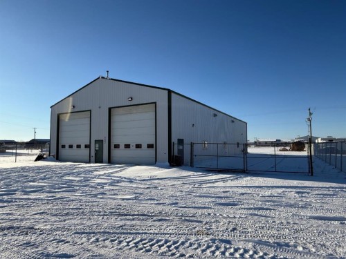 9802 97 Street, La Crete, AB 