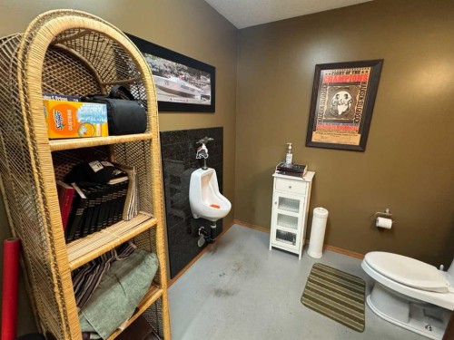 241023 Hwy 2, Rural Peace No. 135, M.D. Of, AB - Indoor