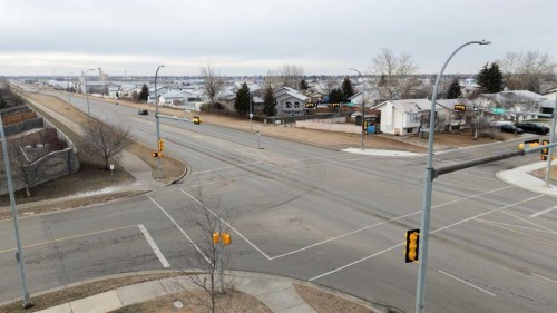 401-9120 96 Avenue, Grande Prairie, AB - Outdoor