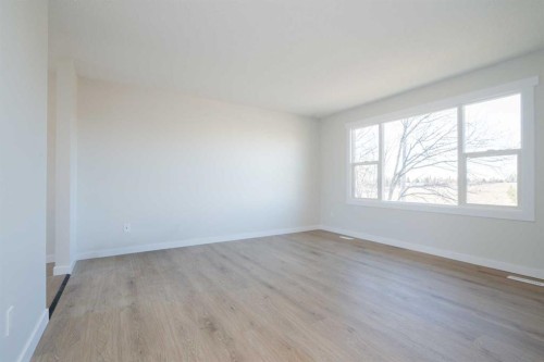8001 Poplar Drive, Grande Prairie, AB - Indoor Photo Showing Other Room