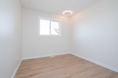 8001 Poplar Drive, Grande Prairie, AB - Indoor Photo Showing Other Room