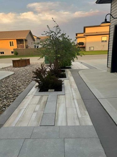 12806 Royal Boulevard, Grande Prairie, AB - Outdoor