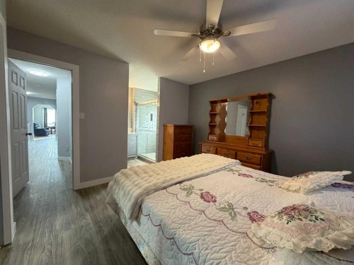 829 Cherry Street, Beaverlodge, AB - Indoor Photo Showing Bedroom