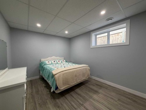 829 Cherry Street, Beaverlodge, AB - Indoor