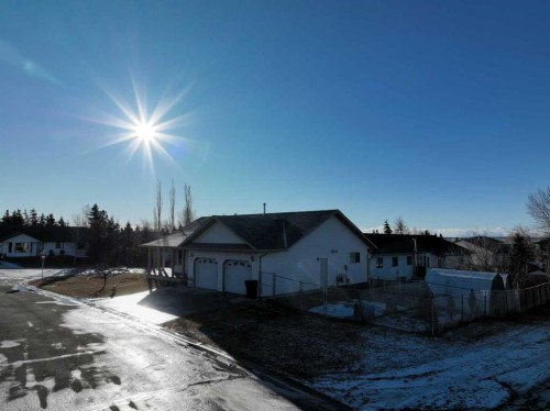 829 Cherry Street, Beaverlodge, AB - Outdoor