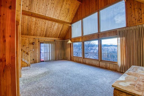 745 Cedar Street, Beaverlodge, AB - Indoor Photo Showing Other Room