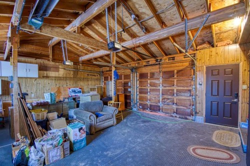 745 Cedar Street, Beaverlodge, AB - Indoor