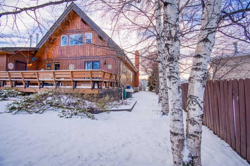 745 Cedar Street, Beaverlodge, AB - Outdoor