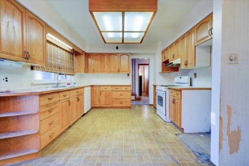 10121 91 Avenue, Grande Prairie, AB 