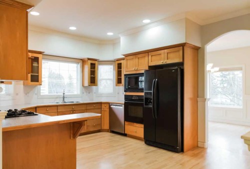 12013 Cygnet Boulevard, Grande Prairie, AB - Indoor Photo Showing Kitchen