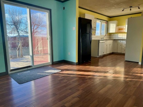 5004 35 Avenue, Valleyview, AB - Indoor