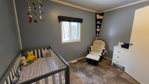 745055 Range Road 53 Unit #8, Rural Grande Prairie No. 1, County Of, AB - Indoor Photo Showing Bedroom