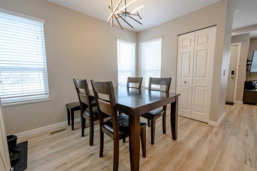 7204 105 Street, Grande Prairie, AB - Indoor Photo Showing Dining Room