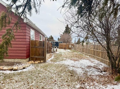 5104 Cote Ave, Donnelly, AB - Outdoor