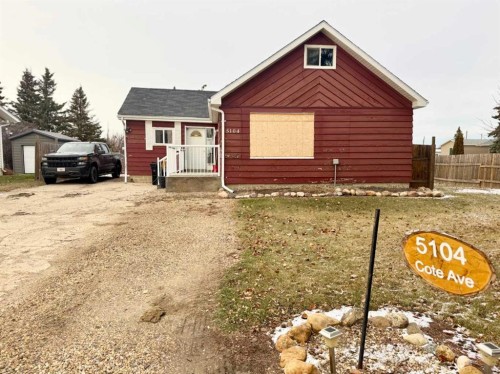 5104 Cote Ave, Donnelly, AB - Outdoor