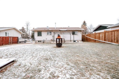 9851 80 Avenue, Grande Prairie, AB - Outdoor