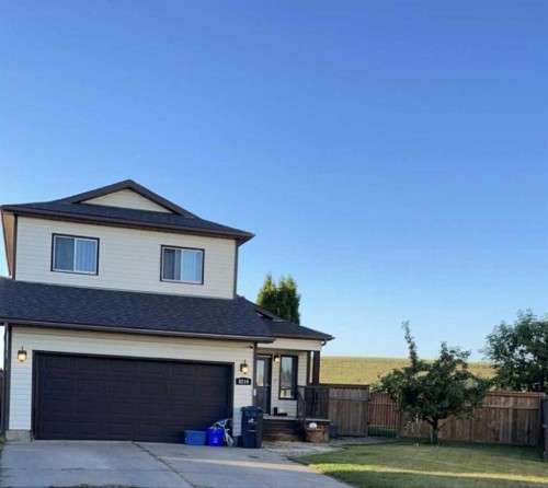 8210 104 Avenue, Peace River, AB - Outdoor