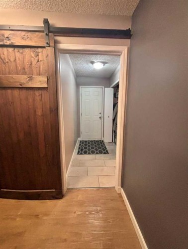 8210 104 Avenue, Peace River, AB - Indoor Photo Showing Other Room