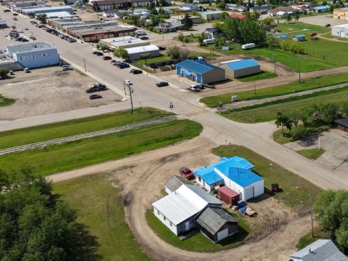 8 Railway Avenue Ne, Falher, AB 