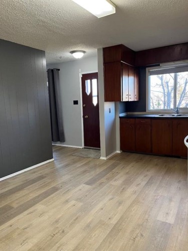 9405 108 Avenue, Grande Prairie, AB - Indoor