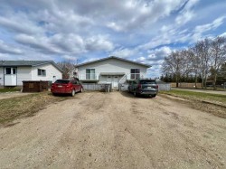 10201 93 Street  Grande Prairie, AB T8V 1Y2