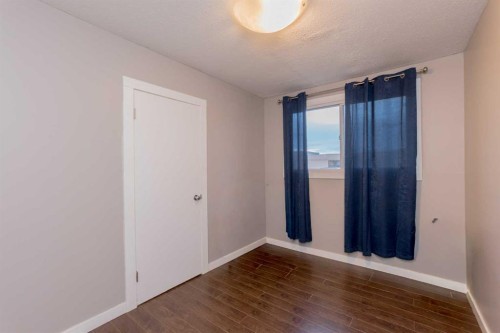 4614 52 Avenue, Valleyview, AB - Indoor Photo Showing Other Room