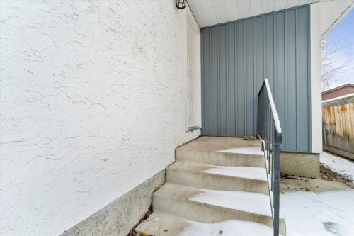 6906 97 Street, Grande Prairie, AB - Outdoor