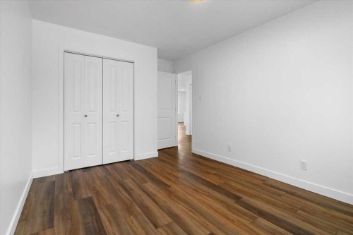 6906 97 Street, Grande Prairie, AB - Indoor Photo Showing Other Room