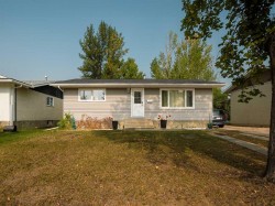 9624 82 Avenue  Grande Prairie, AB T8V 4L7