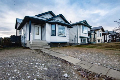 10709 74 Avenue  Grande Prairie, AB T8W 2S2