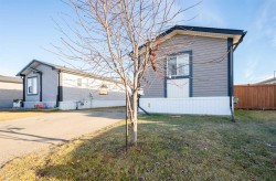 8805 88C Street  Grande Prairie, AB T8X 0G2