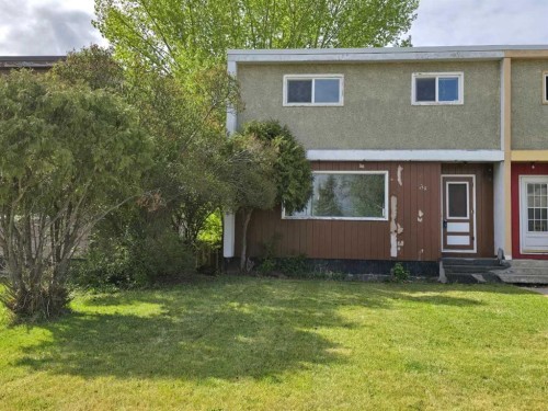 9521 89 Avenue, Peace River, AB - Outdoor